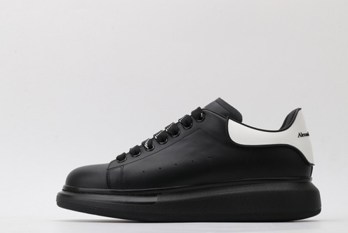 Alexander McQueen sneaker