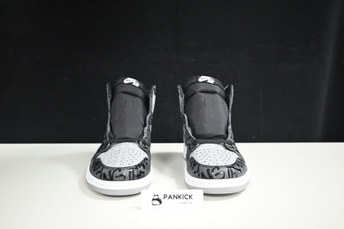 Air Jordan 1 Rebellionaire Banned 555088-036