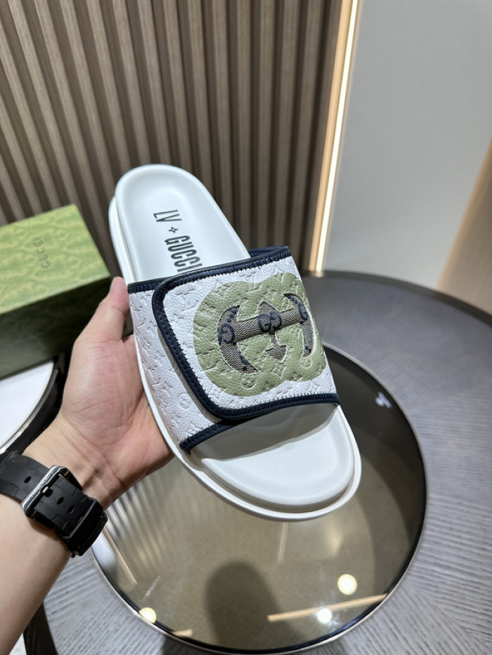 G DESIGNER SLIPPERS