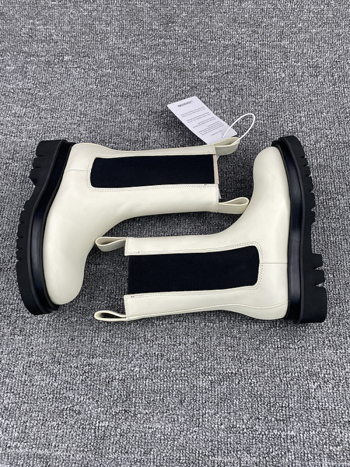 BOTTEGA VENETA SNEAKER