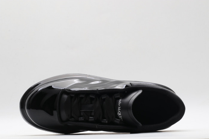 Alexander McQueen sneaker