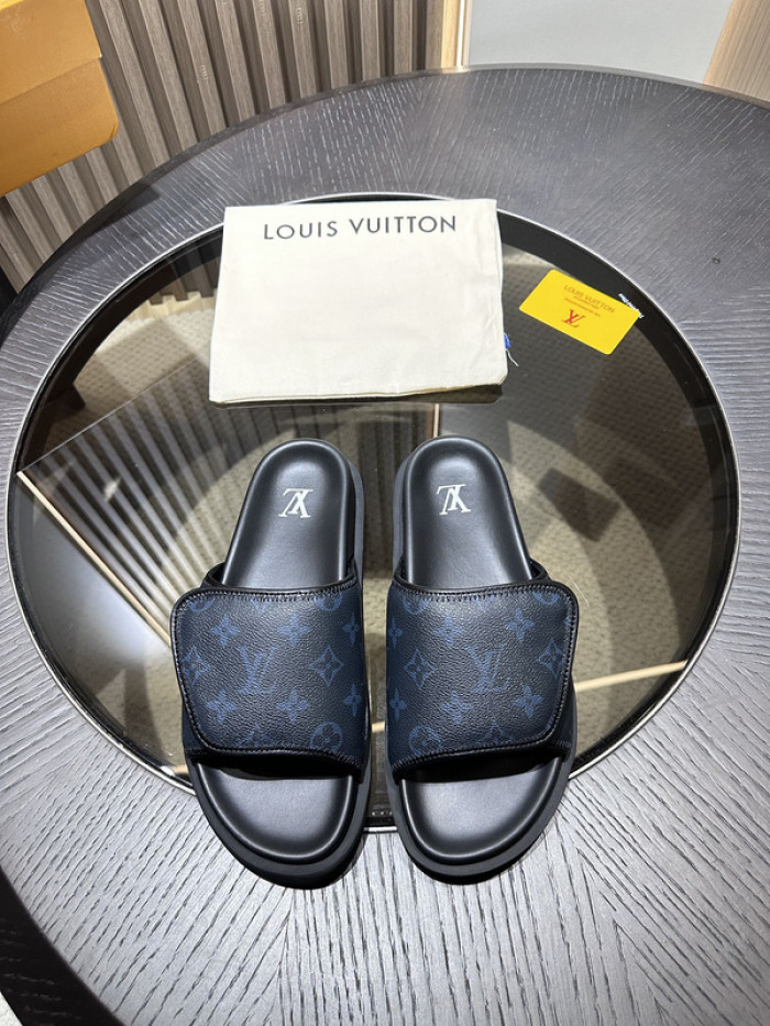 L&V SLIPPERS