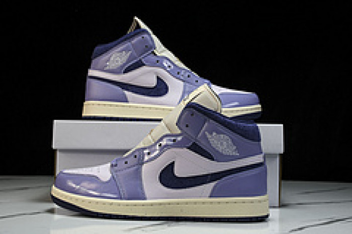 Air Jordan 1 Mid "Sky Purple" DZ3745-500