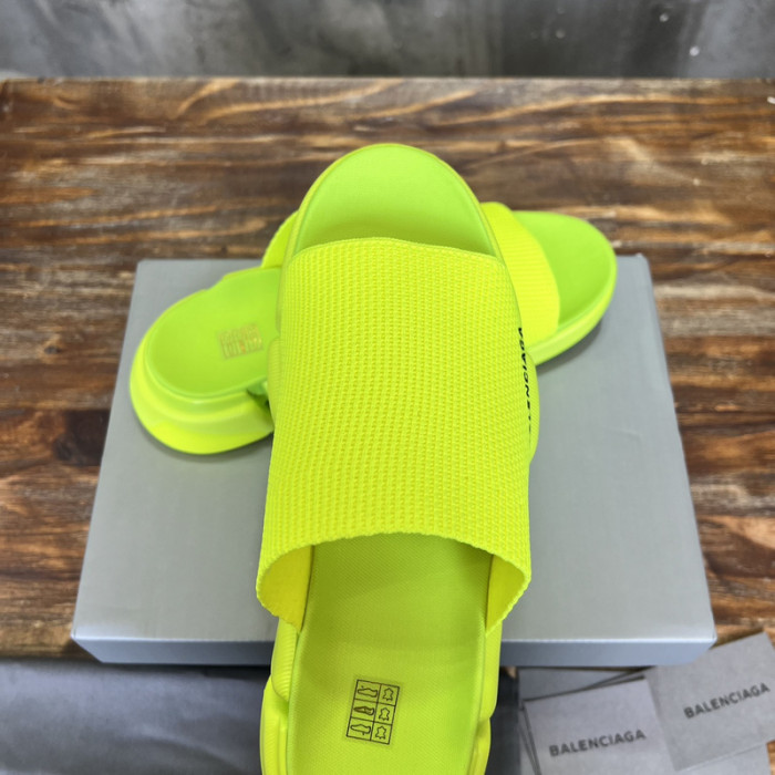 BLEN DESIGNER SLIPPERS