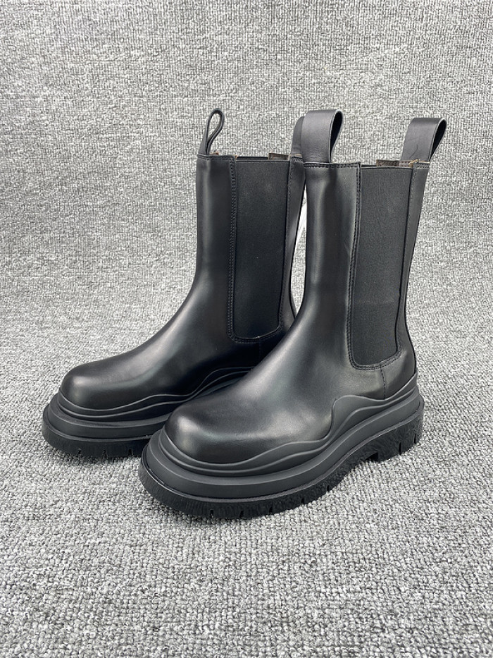 BOTTEGA VENETA SNEAKER