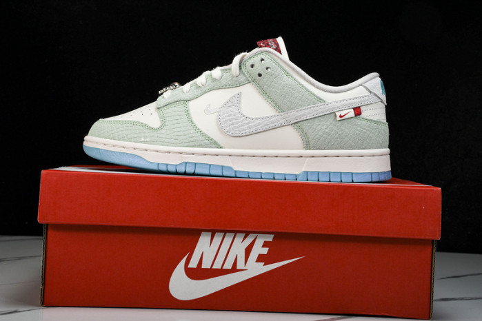 Nk Dunk Low 2024 FZ5065-111