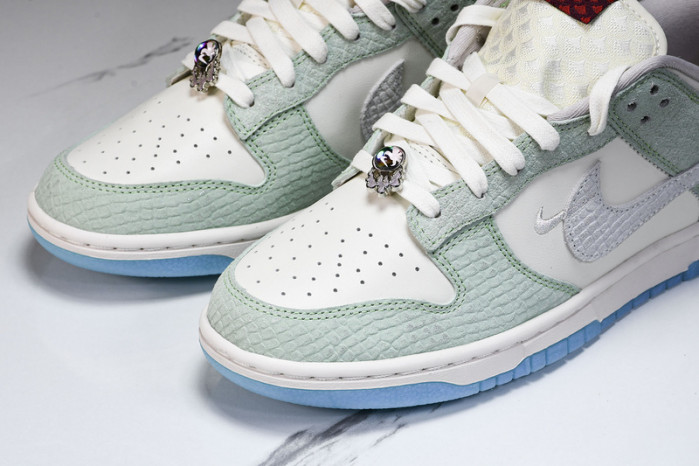 Nk Dunk Low 2024 FZ5065-111