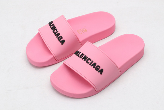BLEN DESIGNER SLIPPERS
