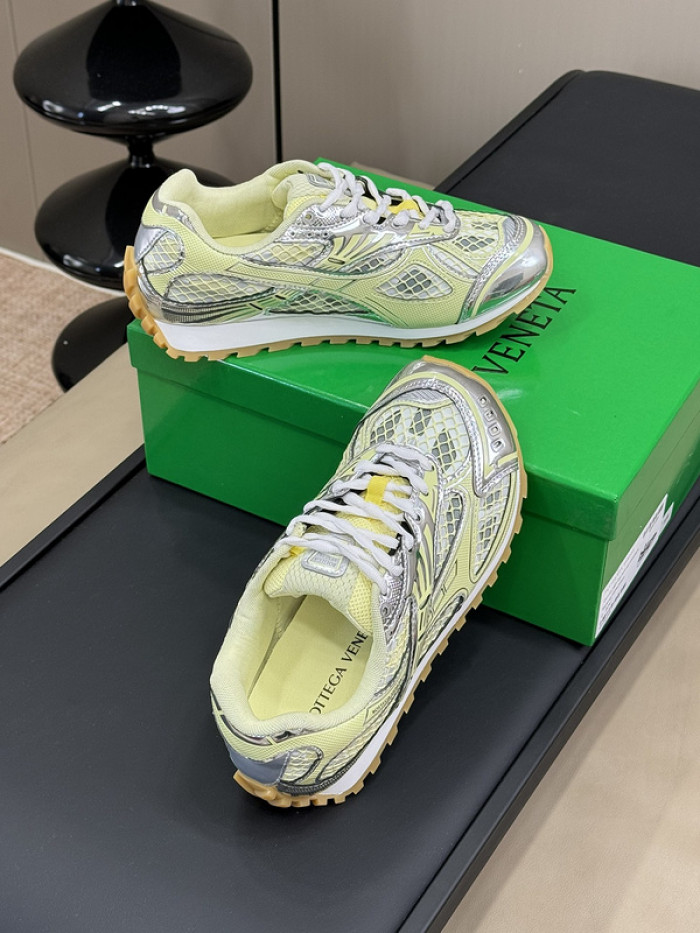 BOTTEGA VENETA SNEAKER