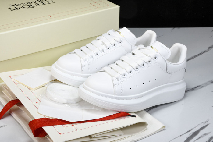 Alexander McQueen sneaker