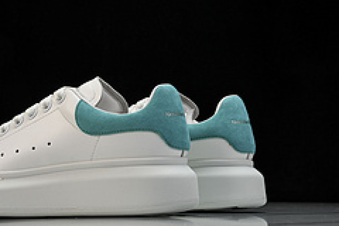 Alexander McQueen sneaker