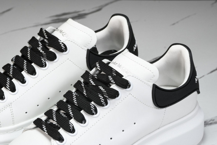 Alexander McQueen sneaker