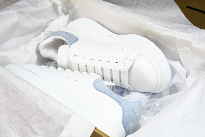 Alexander McQueen sneaker