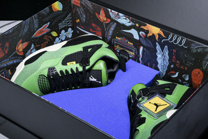 Air Jordan 4 Retro "Manila" AJ4-965234