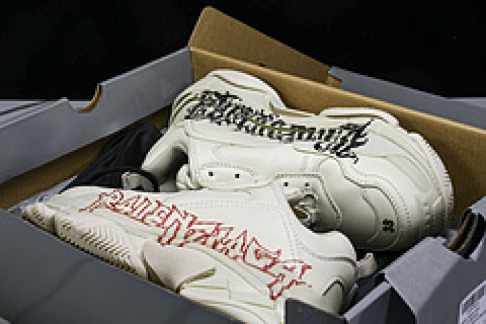 BL TRIPLE S TRAINERS 536737 W2FAY 9016