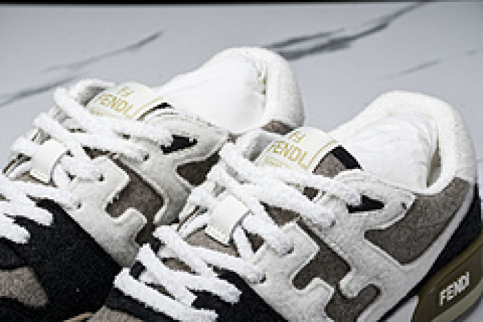 FEND1 SNEAKERS PANKICK