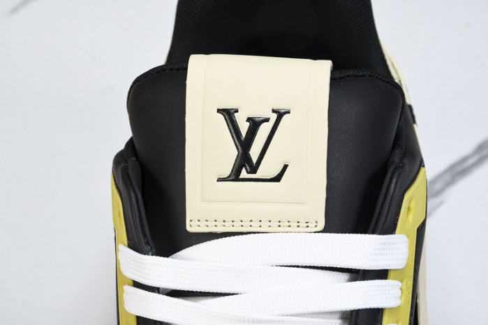 L&V SNEAKERS