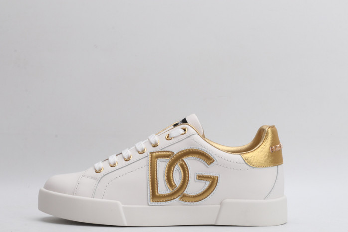 DG sneaker