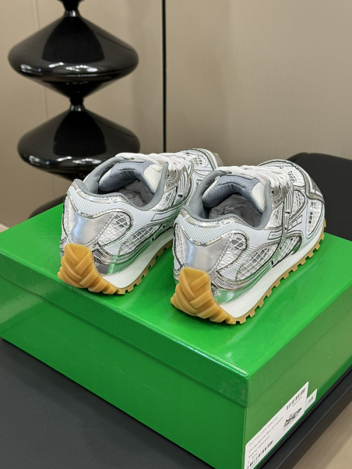 BOTTEGA VENETA SNEAKER