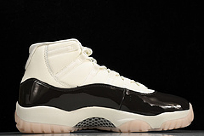 Air Jordan 11 Retro“Neapolitan” AR0715-101