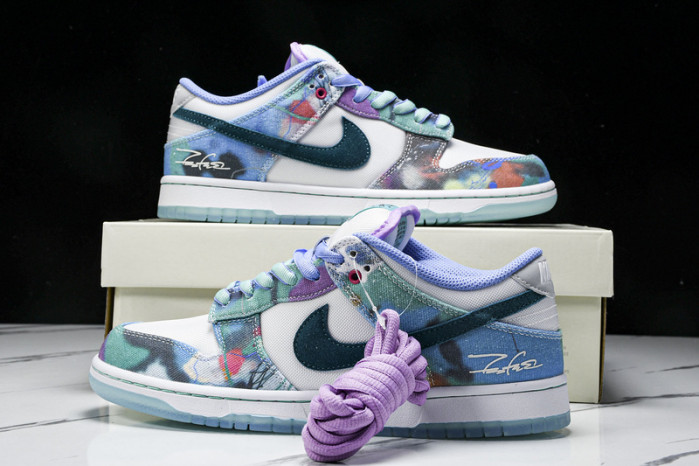 Futura Laboratories x Nike SB Dunk Low HF6061-400