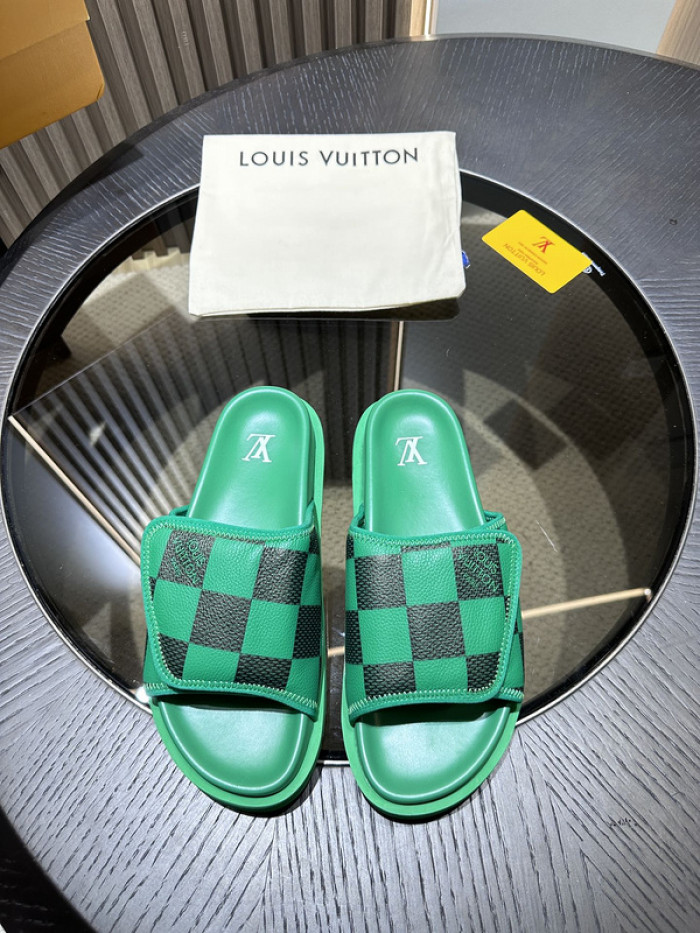 L&V SLIPPERS