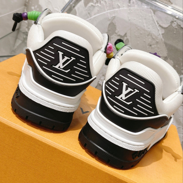 L&V SNEAKERS
