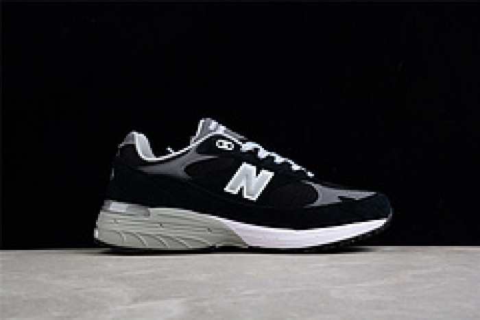 New Balance M993