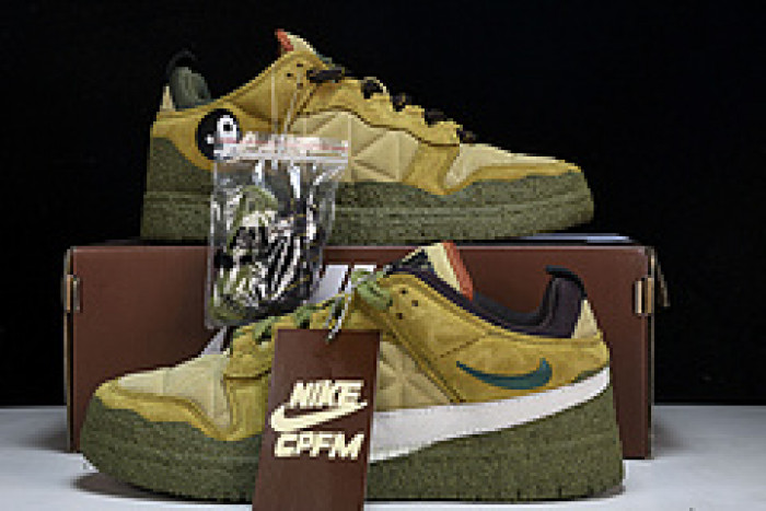 Cactus Plant Flea Market x Nike Dunk Low DM0430-700