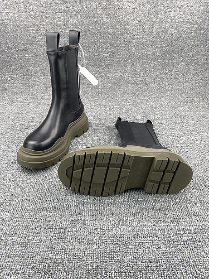 BOTTEGA VENETA SNEAKER