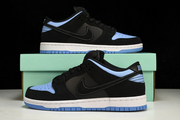 NK Dunk SB Low“Sub Zero” 304292-048