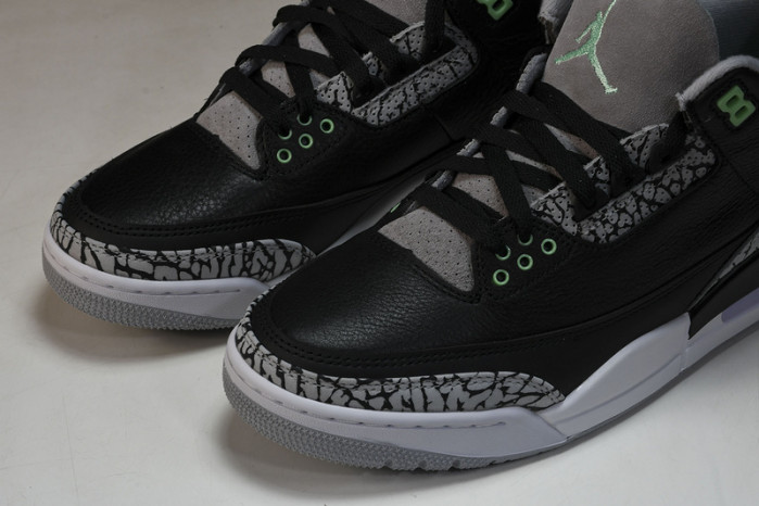 AIR JORDAN 3 "GREEN GLOW" CT8532-031