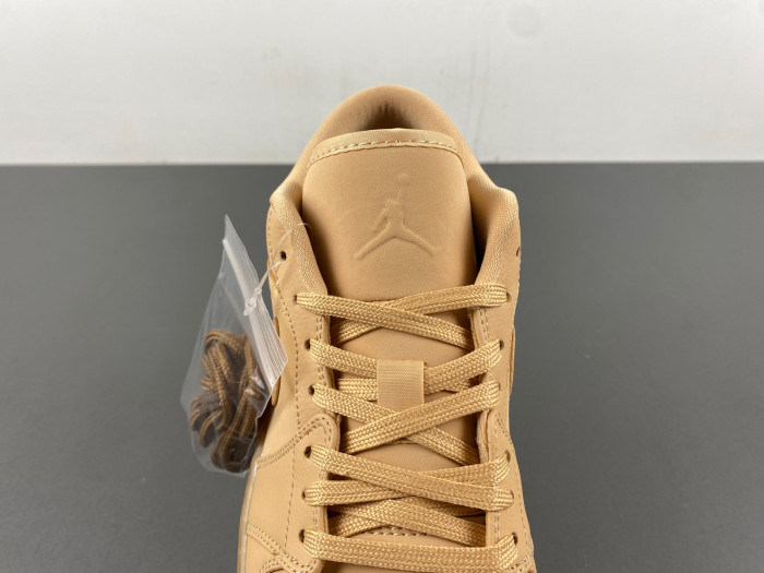 Air Jordan 1 Low SE “Pale Vanilla/Sand” FZ3972-294
