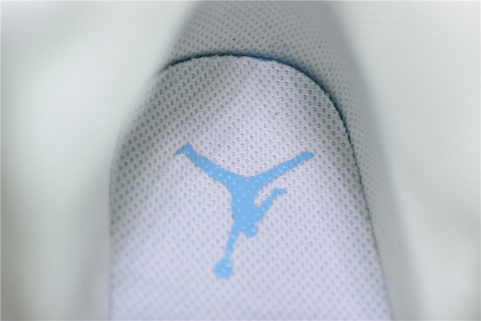 Jordan 1 Mid Mixed Textures Blue DA4666-100