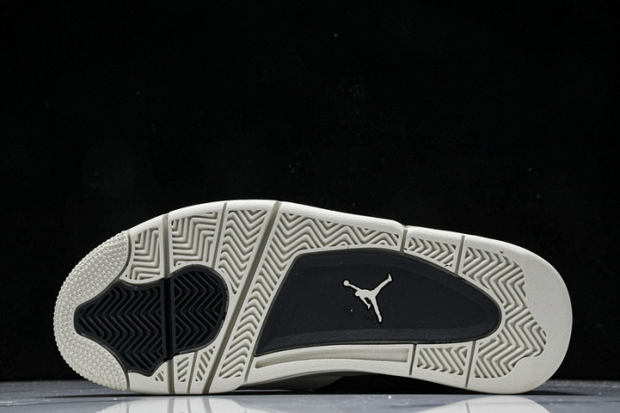Air Jordan 4 Retro 912853-783902