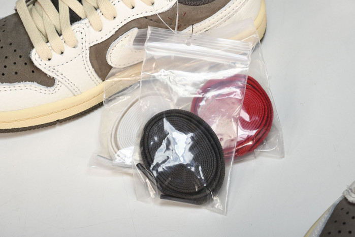 KIDS AIR JORDAN 1 X TRAVIS SCOTT TS DO5442-162