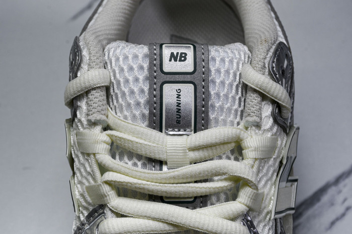 New Balance M1906REE