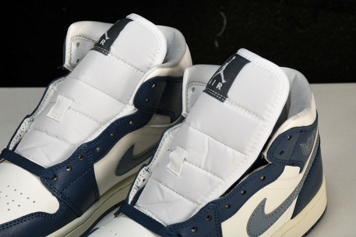 WMNS Air Jordan 1 Mid“Sky J French Blue” BQ6472-414