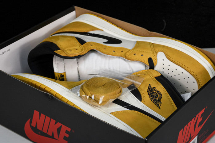 Air Jordan 1 High OG “Yellow Ochre” DZ5485-701