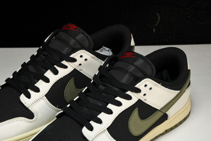 Nk Dunk Low SB 630358-106