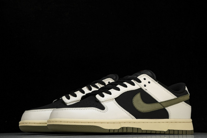 Nk Dunk Low SB 630358-106