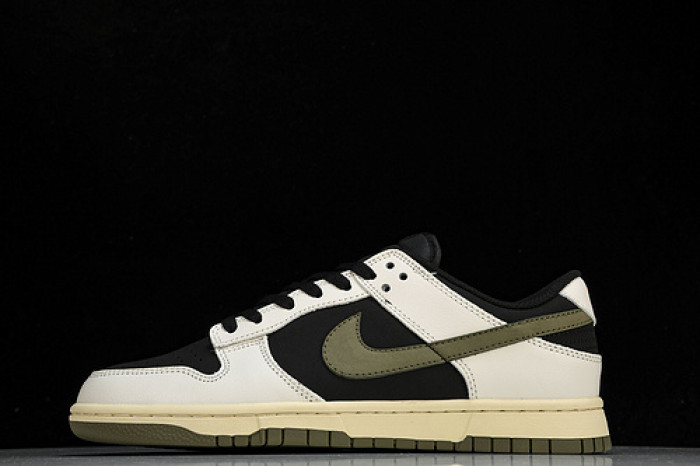 Nk Dunk Low SB 630358-106