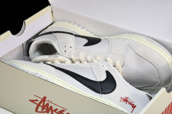 Stussy x Nk SB Dunk Low "Certified Fresh" DD9776-068