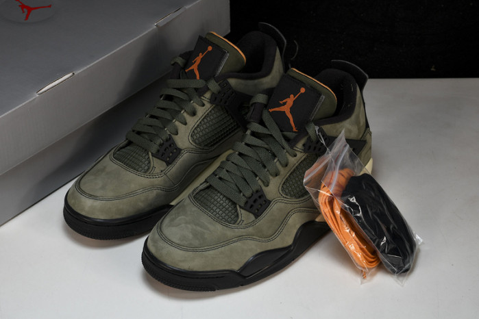 Air Jordan 4 Retro UNDFTD JBM351-M1