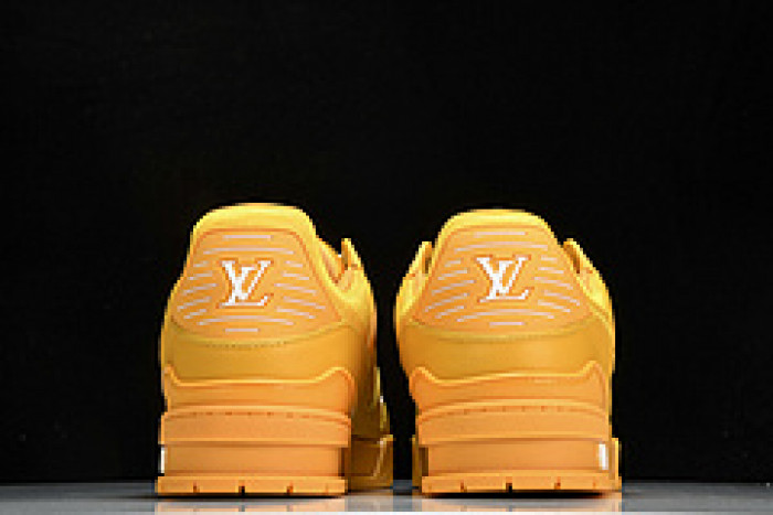 L&V SNEAKERS