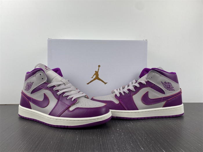 Jordan 1 Mid Magenta (2022) (W) - BQ6472-501