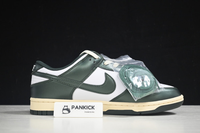 Nike Dunk Low Vintage Green (W) - DQ8580-100