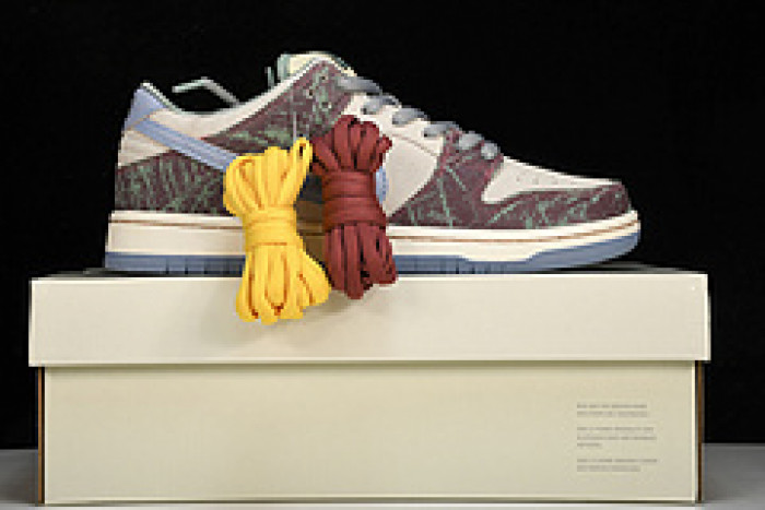 Crenshaw Skate Club x Nike SB Dunk Low FN4193-100