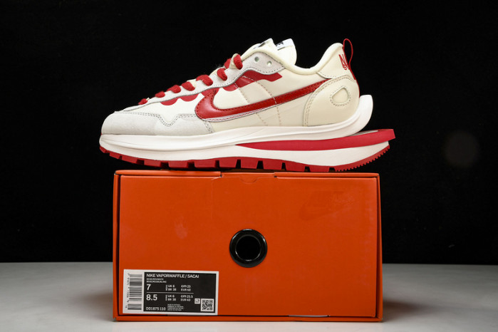 Sacai x Nk VaporWaffle 3.0 DD1875110