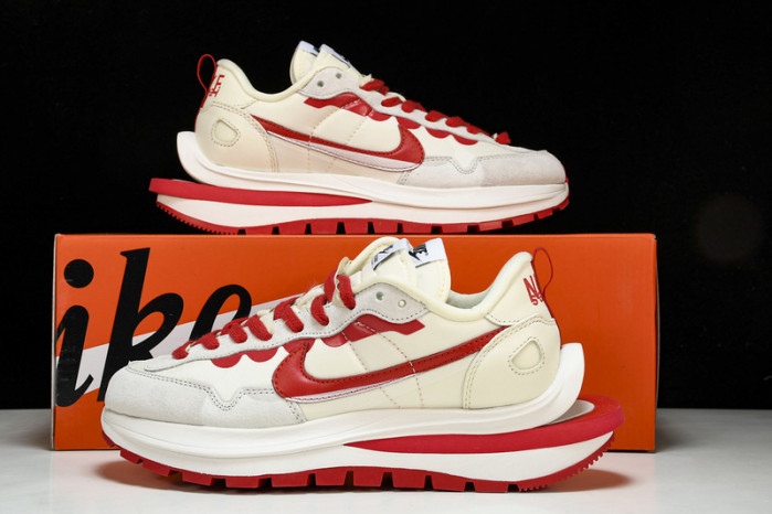 Sacai x Nk VaporWaffle 3.0 DD1875110